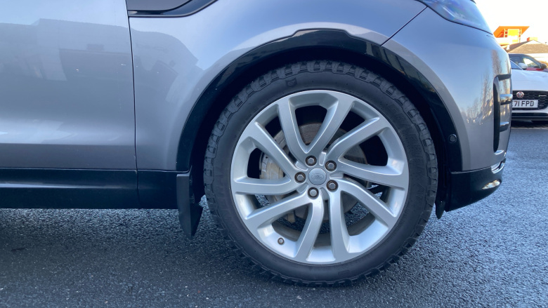 Land Rover Discovery 3.0 SD6 HSE 5dr Auto Diesel Station Wagon